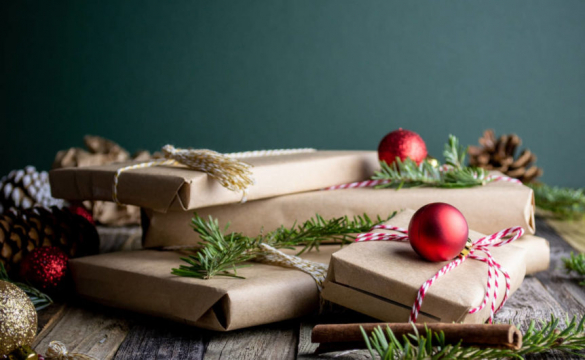 Your Simple Guide to Conscious Holiday Shopping